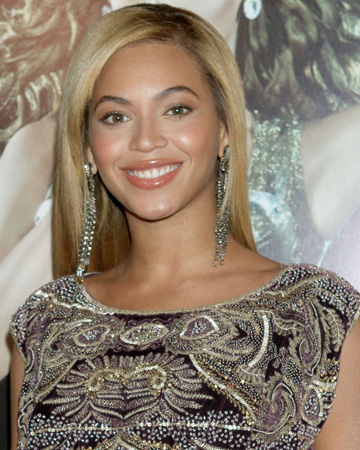 Beyonce -- Monochromatic makeup