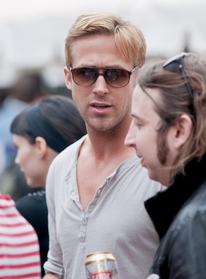Neither Eva Mendes nor Ryan Gosling have confirmed they are dating to the 