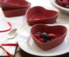Heart dessert dish