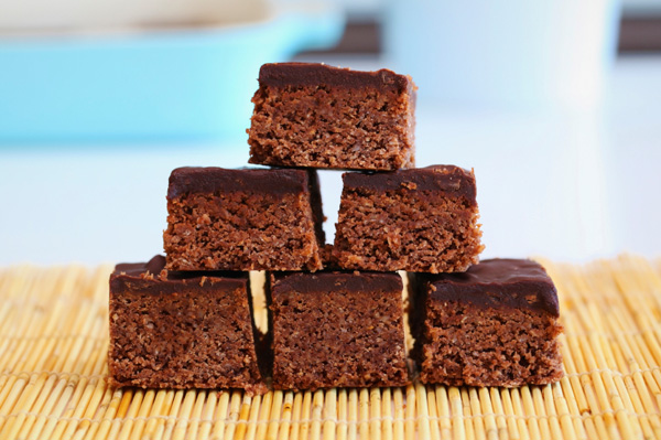 chocolate-coconut-brownies.jpg