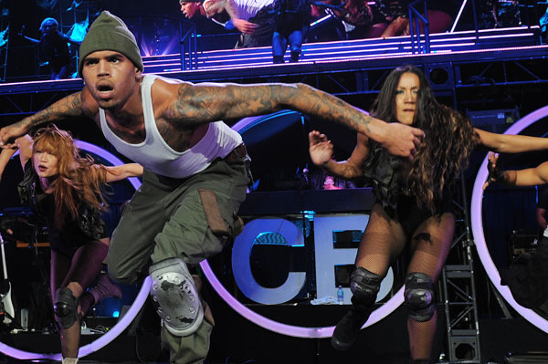 Chris Brown uses a horrible pick up line