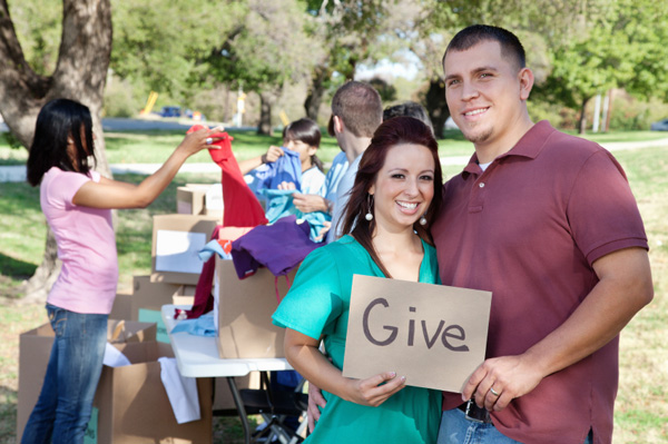 Couple volunteering together
