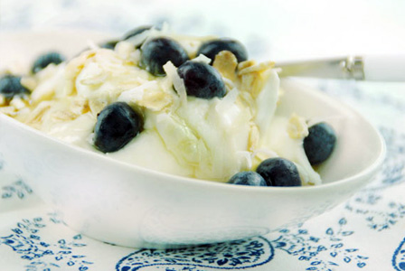 Greek yogurt with blueberries and coconut