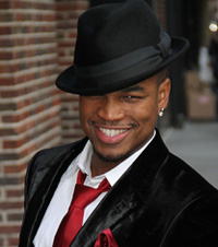 Ne-Yo wearing a suit