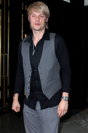 Nick Carter will continue tour to honor Leslie Carter