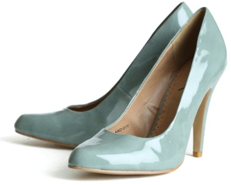 Pastel pumps