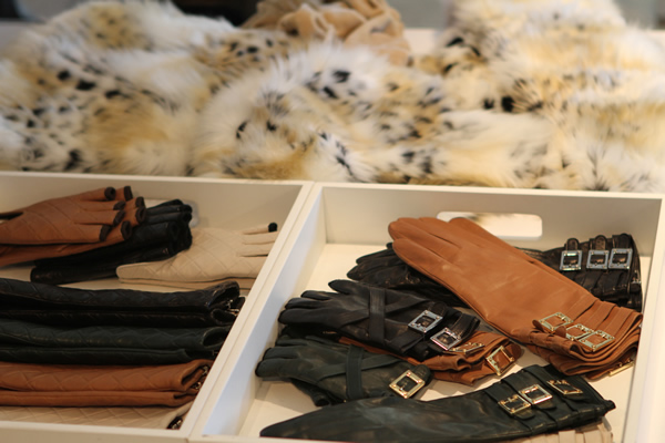 Rachel Zoe Fashion Collection: gloves and accessories