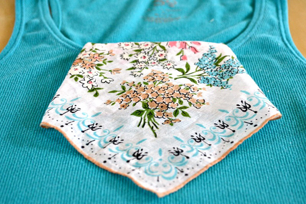 hankie neckline