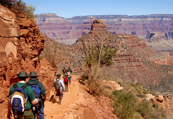 hiking the grand canyon
