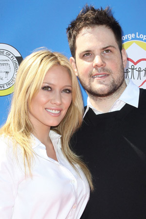 Hilary Duff and Mike Comrie are now parents