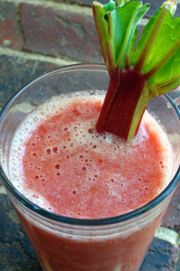 Rhubarb Carrot Juice