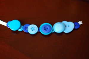 Making a button bracelet