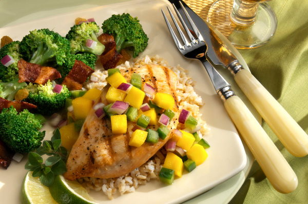 Chicken with mango salsa
