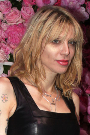 Courtney Love goes on rant against Dave Grohl