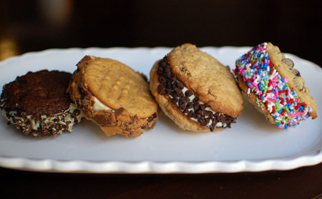 Ice cream sandwich plate