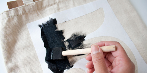 DIY craft tutorial: lucky number tote bag step 6