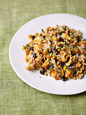 Sicilian cauliflower pasta