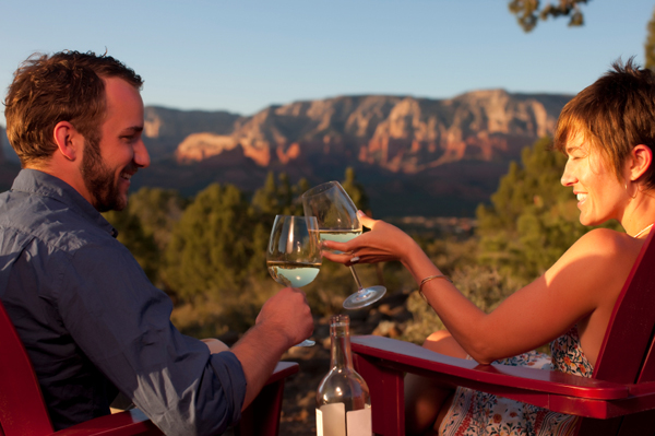 Couple drinking wine in Arizona