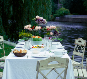 Decor for garden party