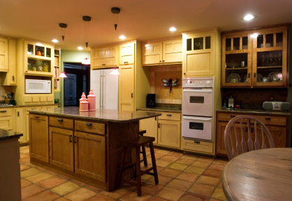 kitchen with mixed element cabinets
