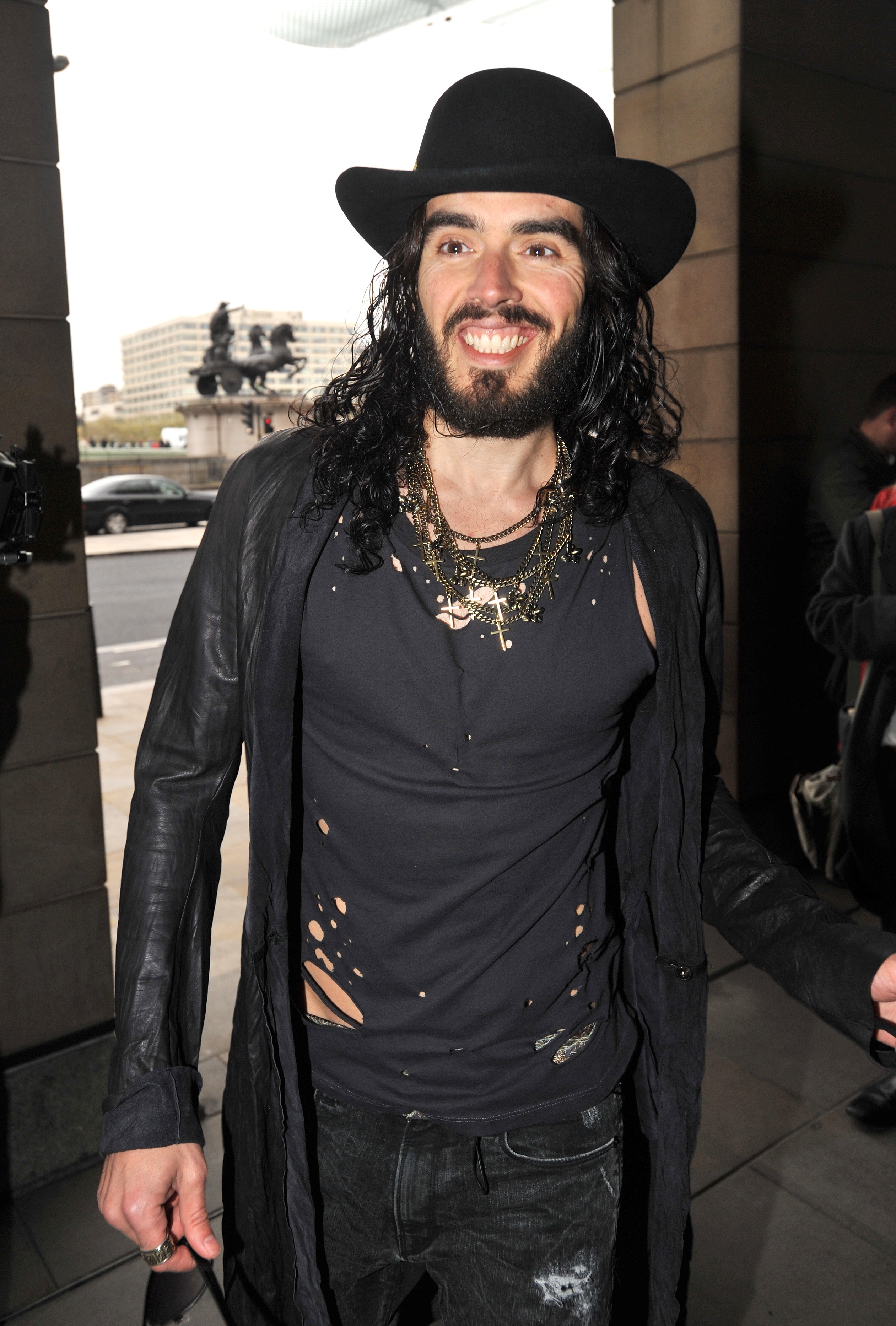 russell brand katy perry email