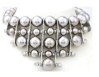 Statement necklace