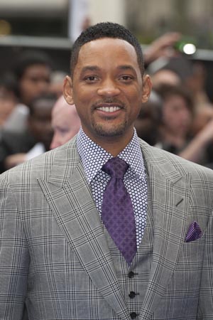 Will Smith Lays The Smack Down On Kissy Reporter