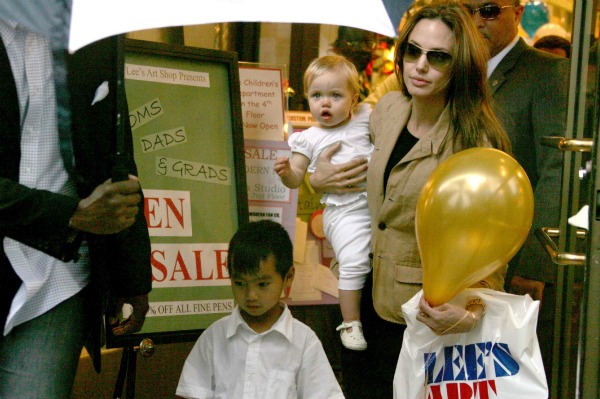 Angelina Jolie Shopping with Her Kids