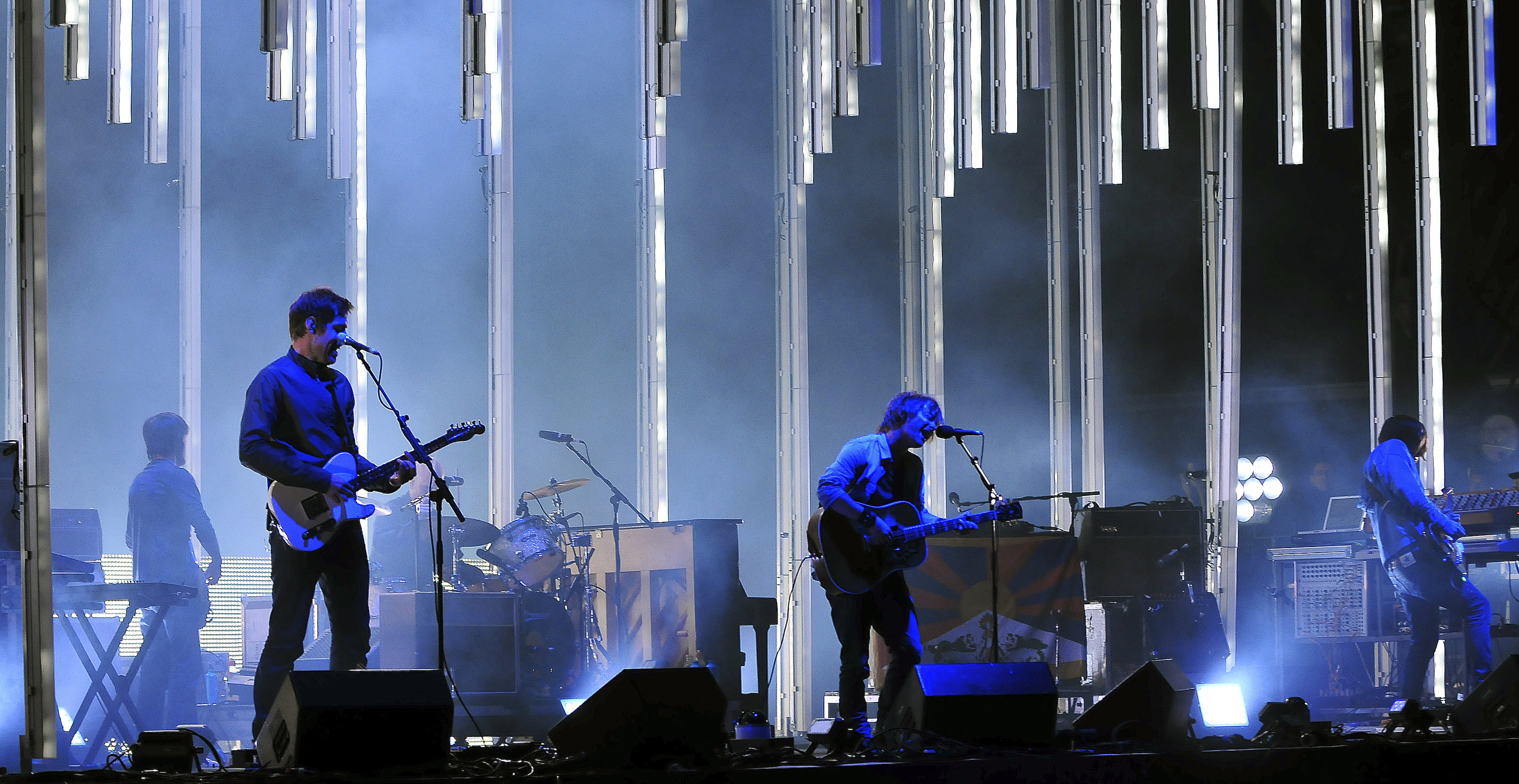 Radiohead Stage Collapse