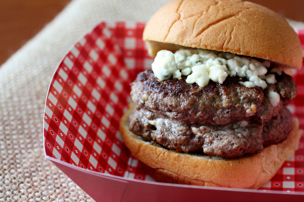 Blue cheese and bacon stuffed hamburger