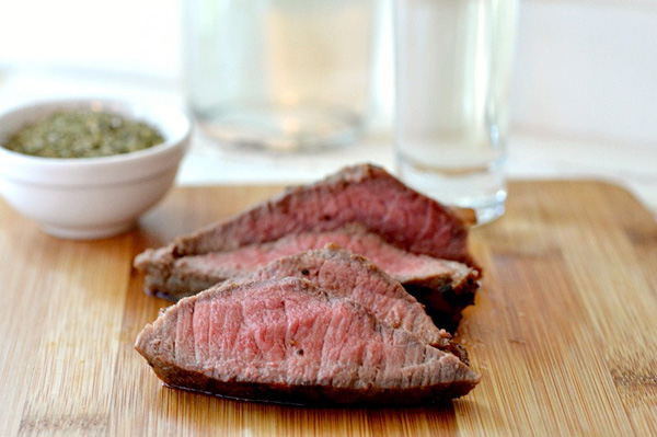Bakon vodka marinated steak