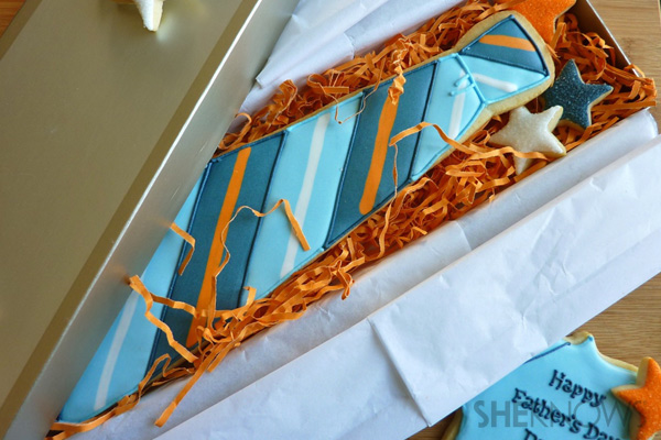 Edible Father's Day sugar cookie necktie