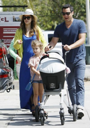 Jessica Alba and family
