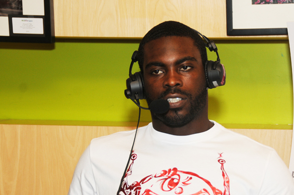 Michael Vick's former dog dies