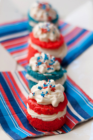 Mini layer cake bites