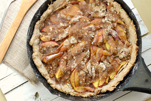 One skillet peach cobbler