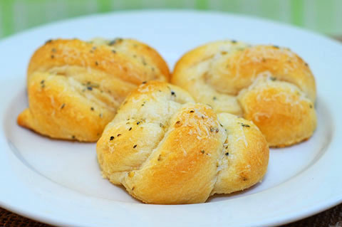 Parmesan garlic knots recipe