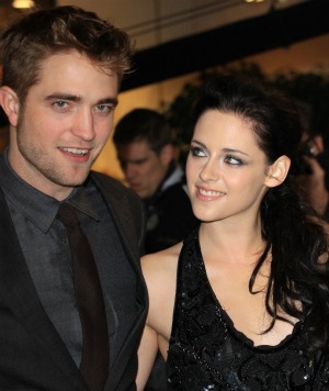 Robert Pattinson and Kristen Stewart