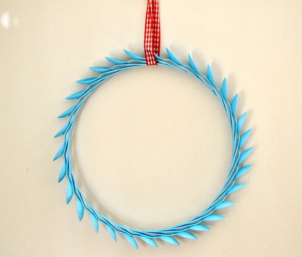 diy spoon wreath