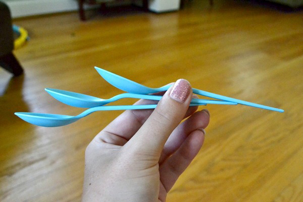 plastic spoons