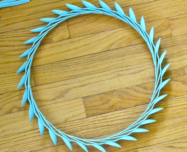 spoon wreath