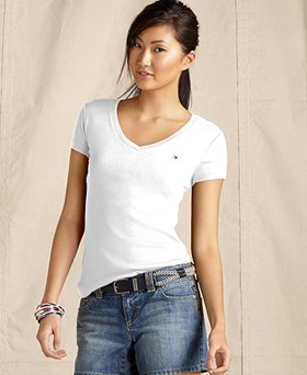 Tommy Hilifiger V-neck, short-sleeve tee