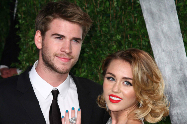 Liam Hemsworth and Miley Cyrus at the 2012 Vanity Fair Oscar Party