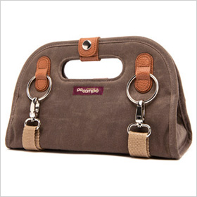 urban-chic clutch 