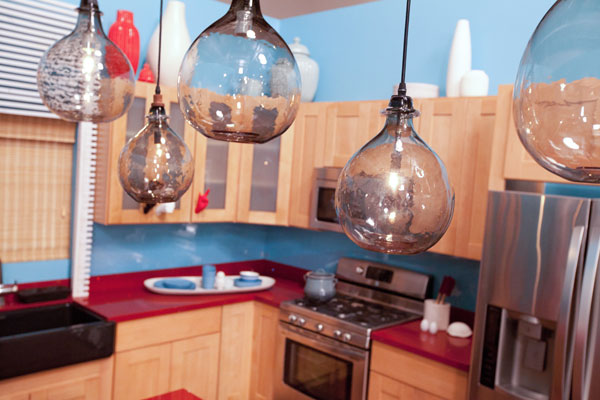 Design Star season 7:Kitchen lighting