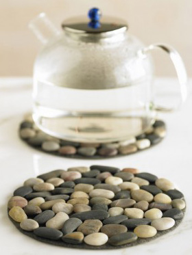 River stone trivets