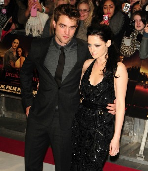 Kristen Stewart  Robert Pattinson Engaged on Scoop On Robert Pattinson And Kristen Stewart  S Rumoured Wedding