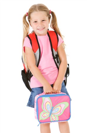 girl with packed lunch