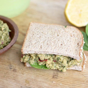 Smashed chickpeas and pesto sandwich