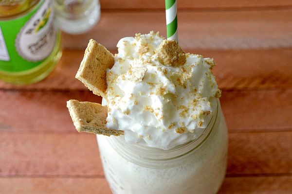 Boozy key lime pie shake